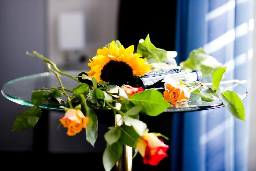Hotel Ambassador-Berlin Gruenau エクステリア 写真