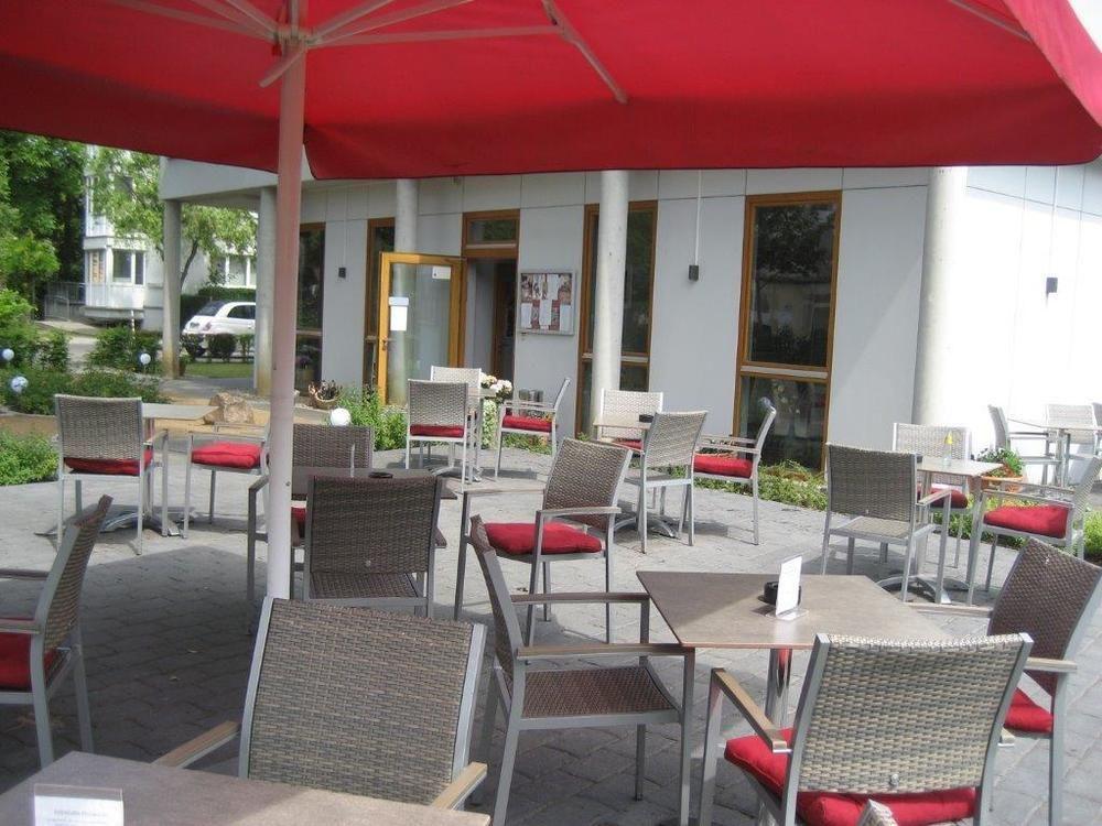 Hotel Ambassador-Berlin Gruenau エクステリア 写真