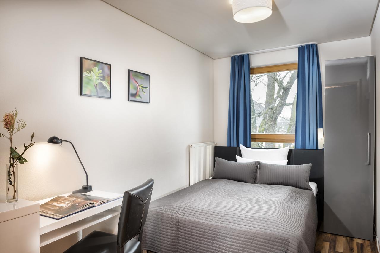 Hotel Ambassador-Berlin Gruenau エクステリア 写真